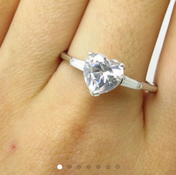 Sterling Silver CZ Heart Ring - Picture 2 of 9